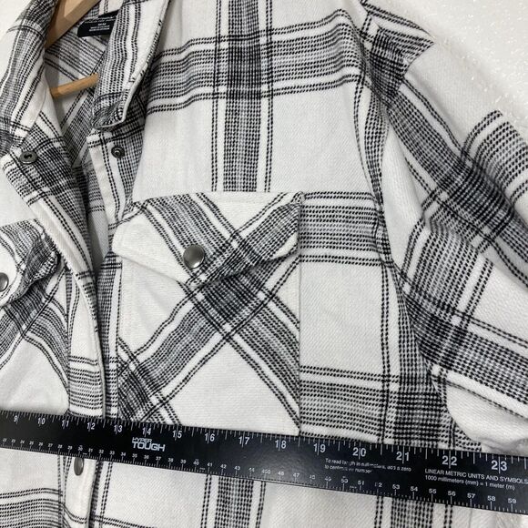HFX Jacket Women's Medium White Black Plaid Button Up Flannel Shirt Shacket - Picture 5 of 15
